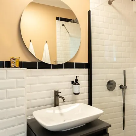 Eselboeck Valter Lovran