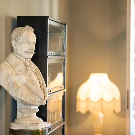Eselboeck Valter - Historic Seaside House In 5*