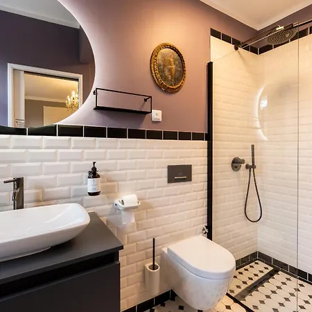 Eselboeck Valter Lovran